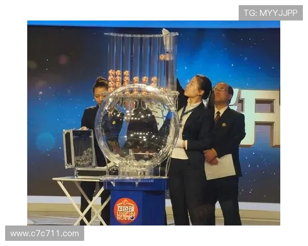 彩同步开奖现场直播全程实况播报